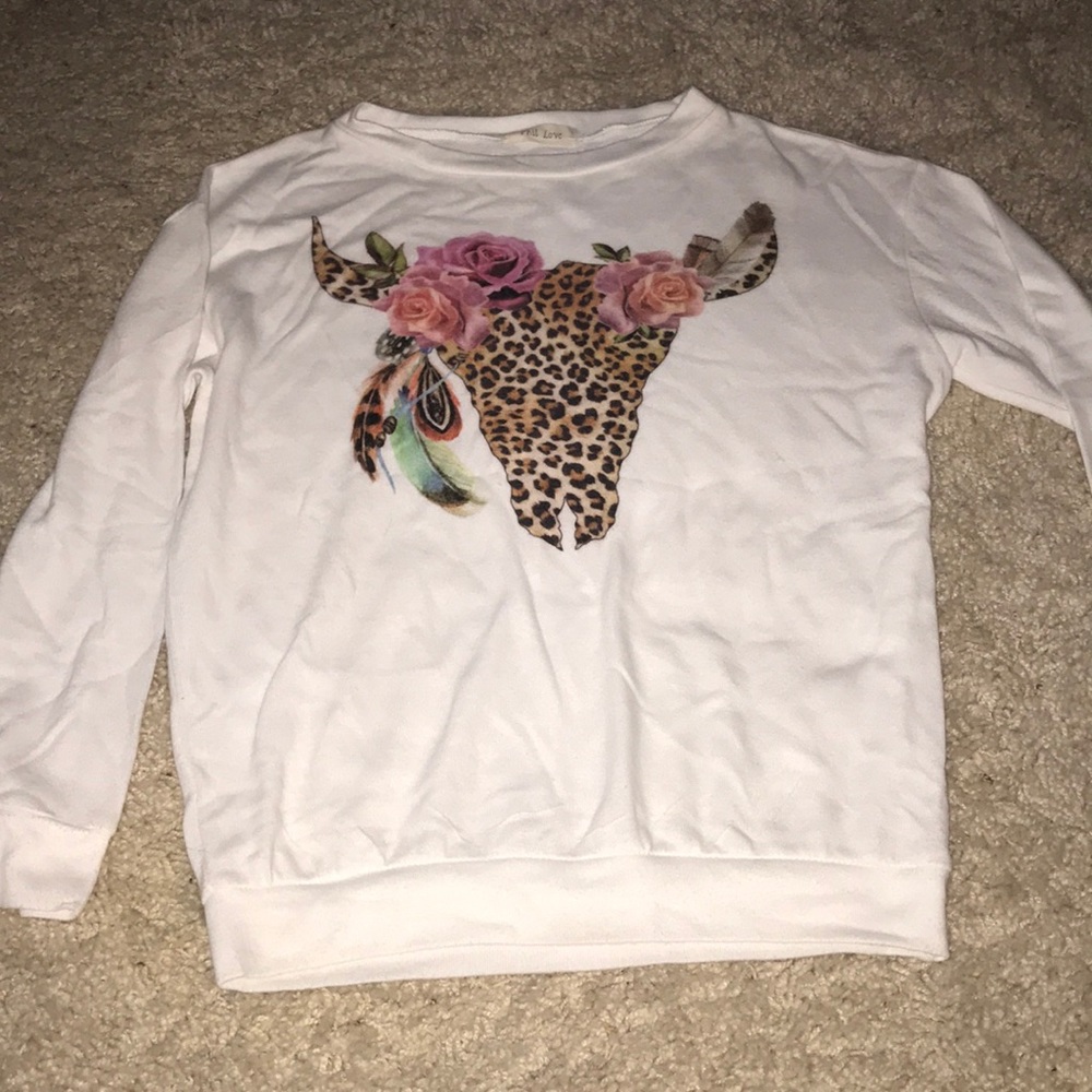 Cream sweatshirt